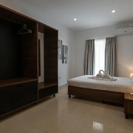 Apartamento Bayview Seafront 5 *