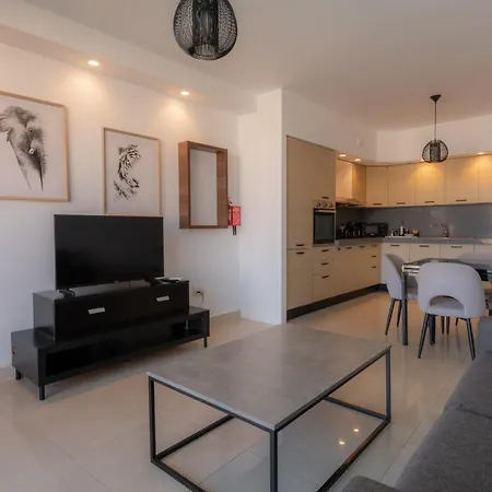 Bayview Seafront 5 Apartamento *