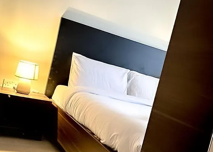 아파트 Bayview Seafront 5