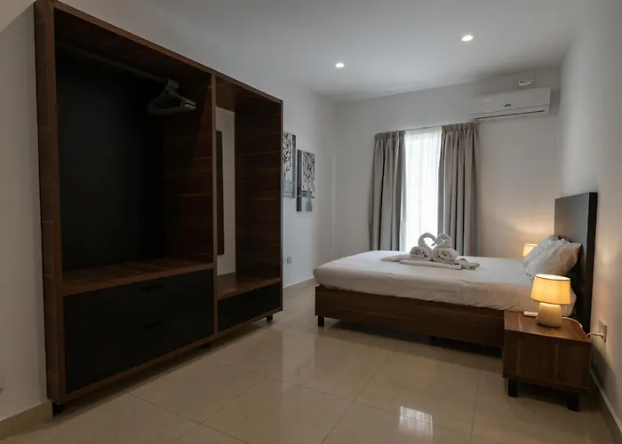 شقة Bayview Seafront 5 *