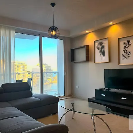 Bayview Seafront 5 *